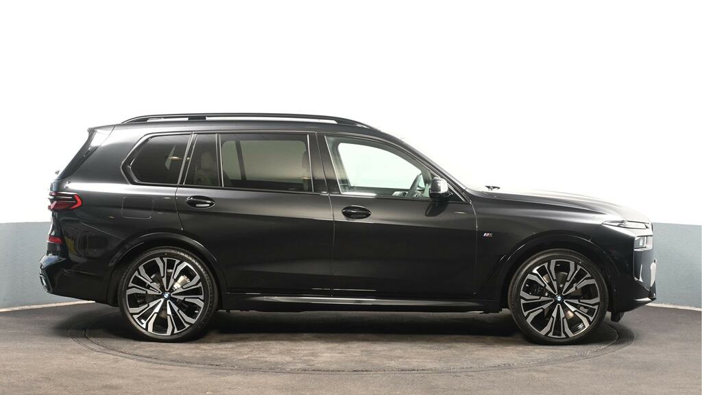 BMW X7 Xdrive40d Mht M Sport Step Black #3