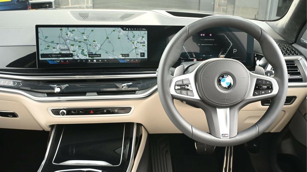 BMW X7 Xdrive40d Mht M Sport Step Black #5