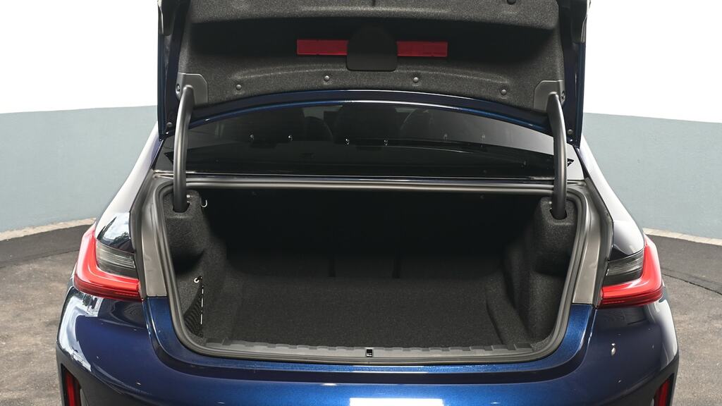 BMW 3 Series 320I M Sport Saloon Blue #13