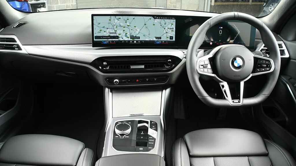 BMW 3 Series 320I M Sport Saloon Blue #4