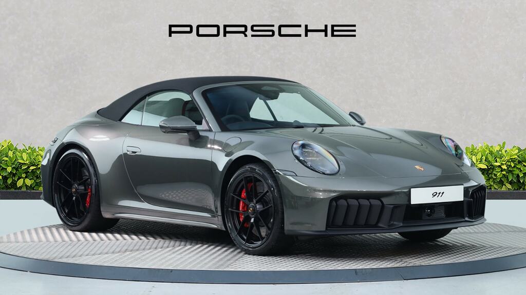 Porsche 911 Gts T-hybrid Pdk Green