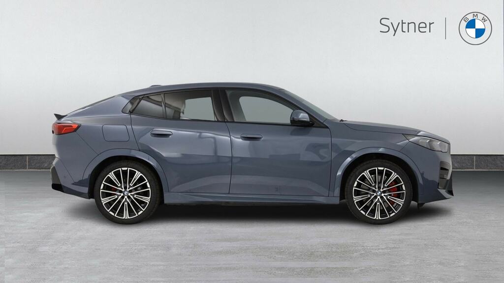 BMW iX2 230Kw Xdrive30 M Sport 65Kwh Tech22kw Grey #3