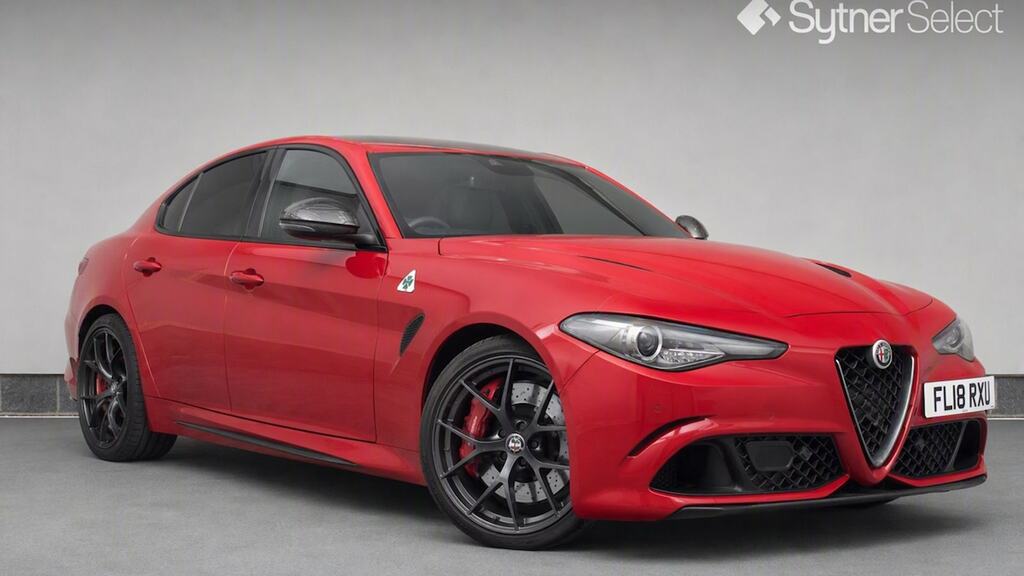 Alfa Romeo Giulia 2.9 V6 Biturbo Quadrifoglio Red