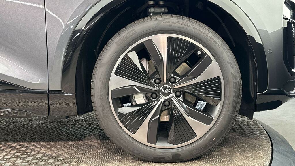 Audi Q6 E-Tron 315Kw Quattro 100Kwh Black Edition Tech Grey #5