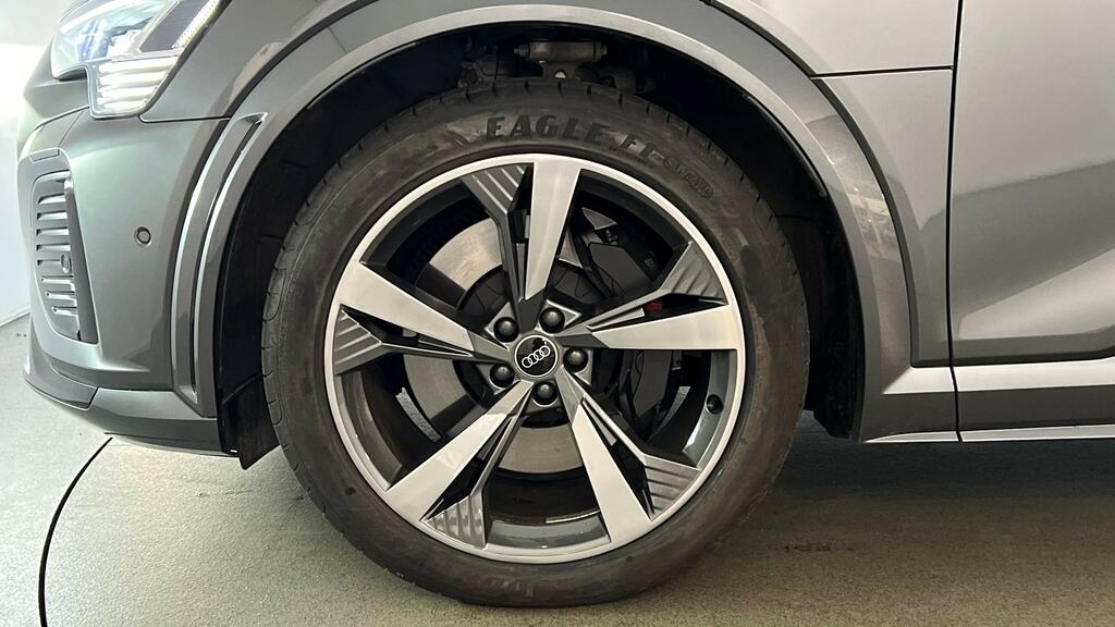 Audi Q8 e tron 370Kw Sq8 Quattro 114Kwh Black Ed At Tech Pro Grey #5