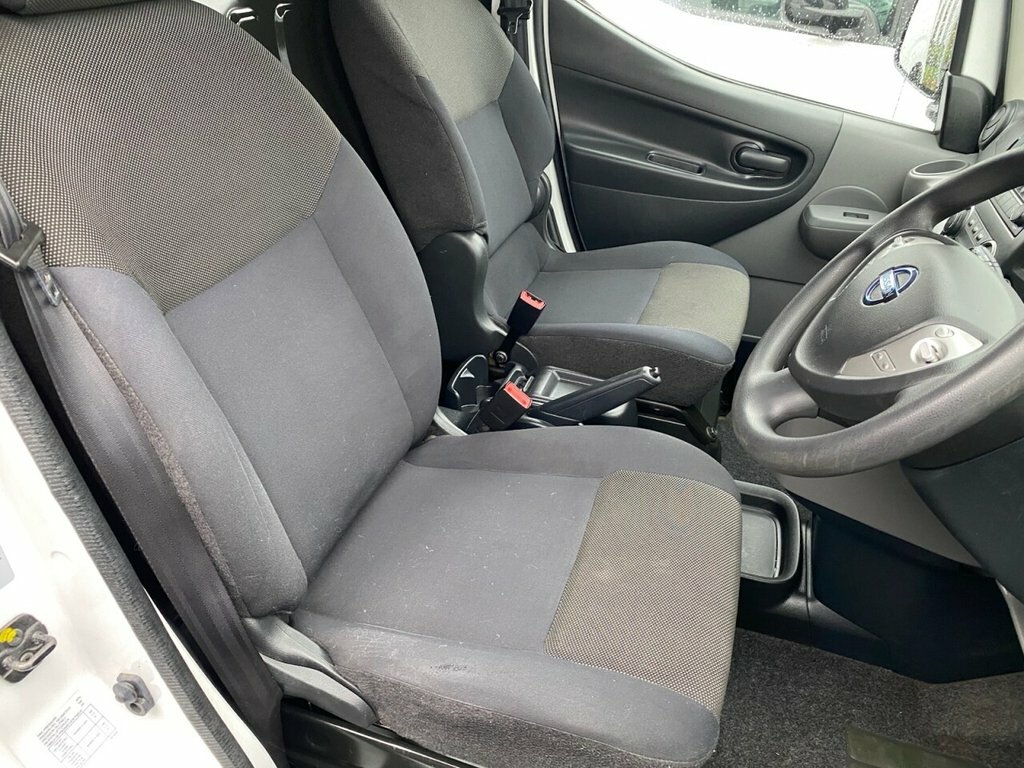 Nissan e-NV200 Mpv White #6