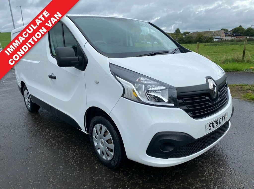 Renault Trafic Mpv White