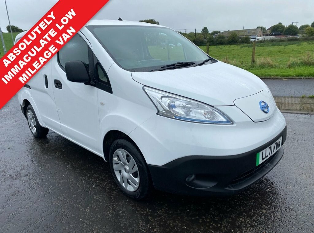 Nissan e-NV200 Mpv White