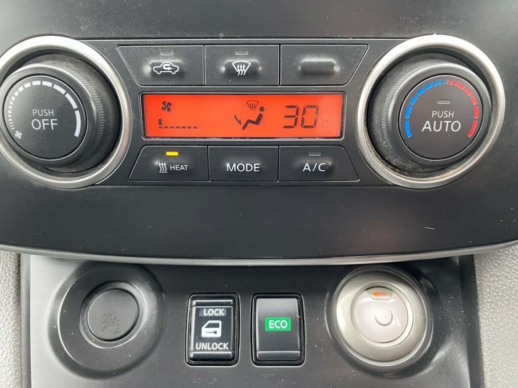 Nissan e-NV200 Mpv White #6
