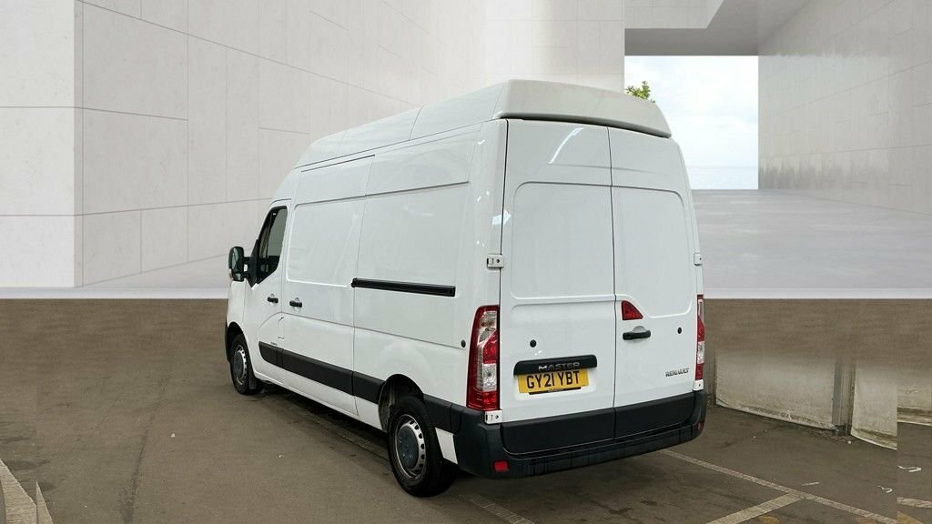 Renault Master 2.3L Business White #2