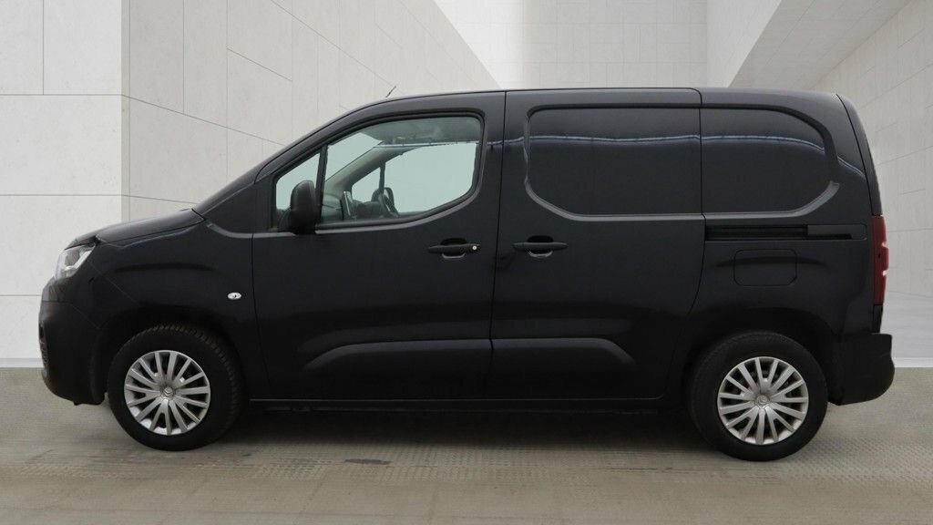 Citroen Berlingo 1.5L Enterprise M Black #5
