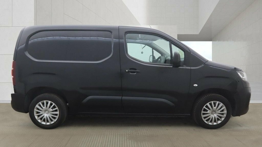 Citroen Berlingo 1.5L Enterprise M Black #4