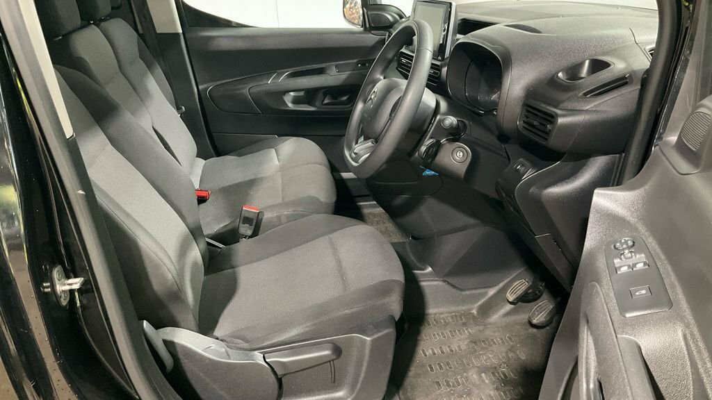 Citroen Berlingo 1.5L Enterprise M Black #6