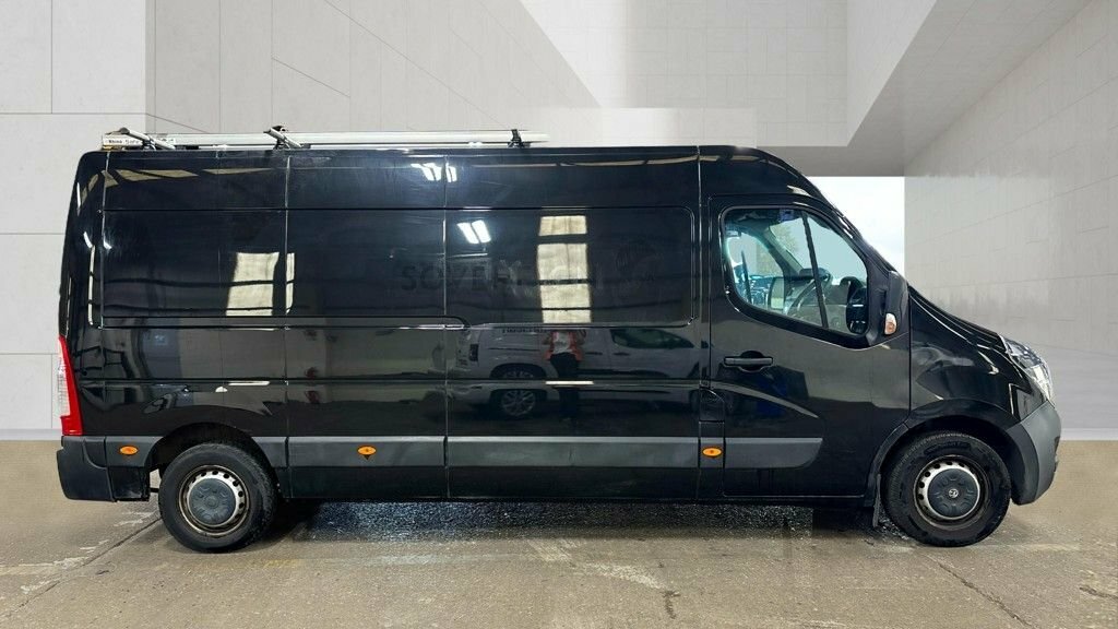 Vauxhall Movano 2.3L Edition Black #4