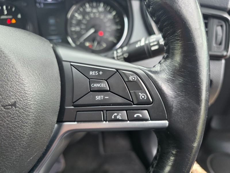 Nissan X-Trail Tekna Black #40