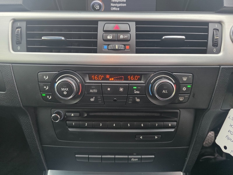BMW 3 Series 318I Sport Plus Blue #30