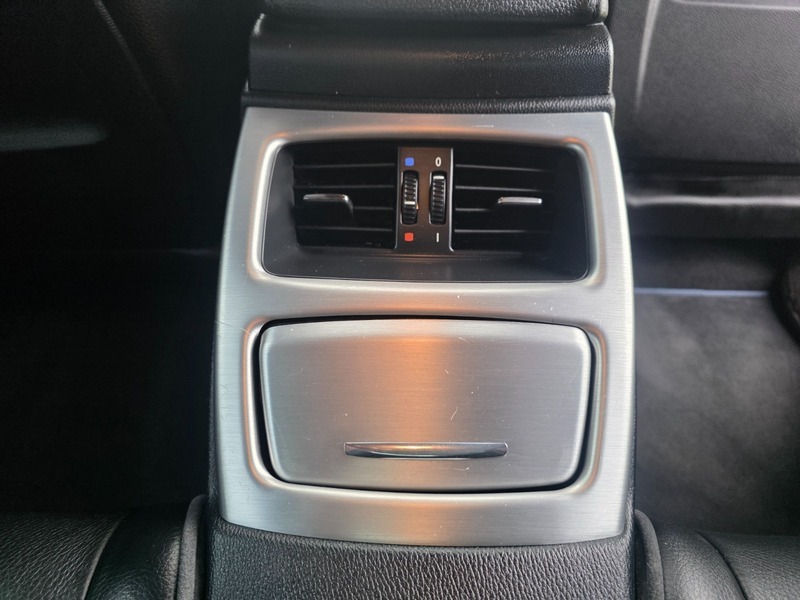 BMW 3 Series 318I Sport Plus Blue #21