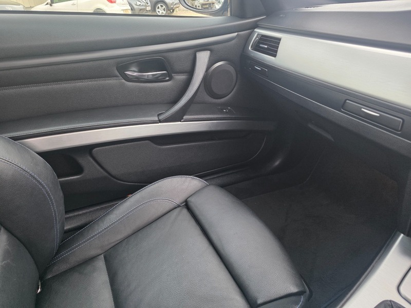 BMW 3 Series 318I Sport Plus Blue #27