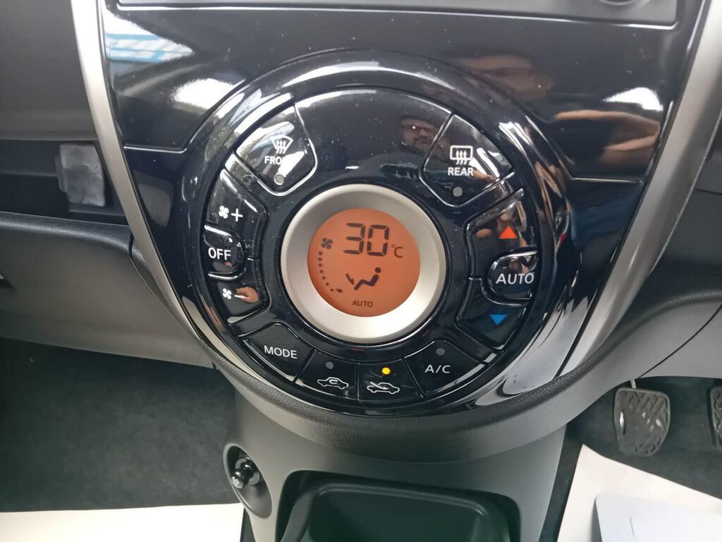 Nissan Micra Hatchback White #31