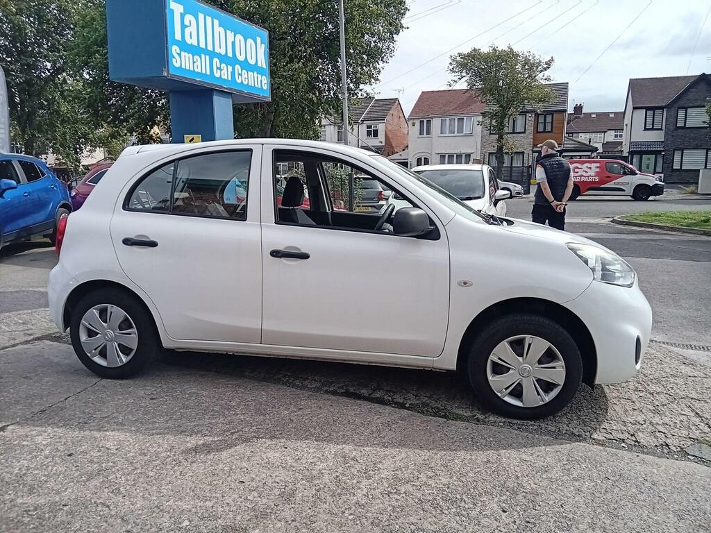 Nissan Micra Hatchback 1.2 Visia Euro 5 201515 White #2