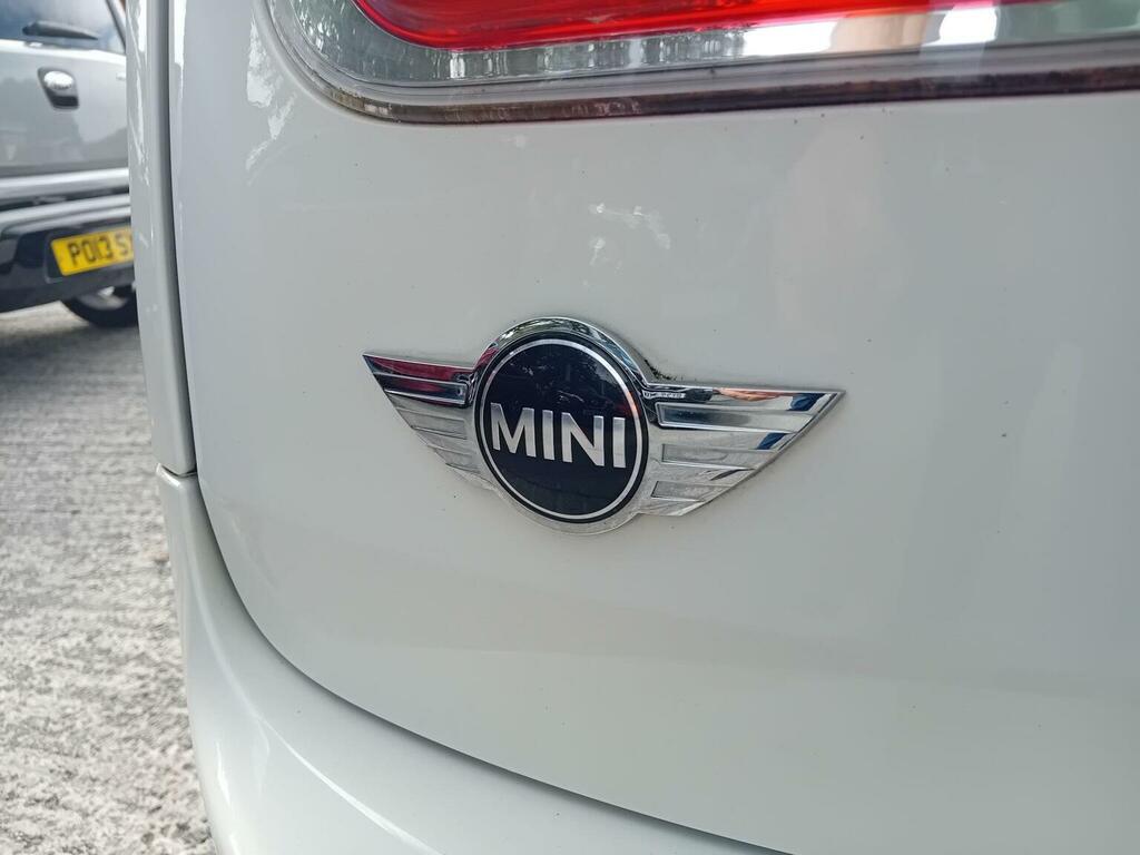 Mini Clubman 2.0 Cooper S 6Dr Red #42