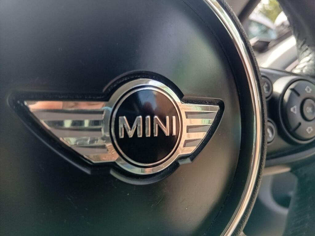 Mini Clubman 2.0 Cooper S 6Dr Red #53