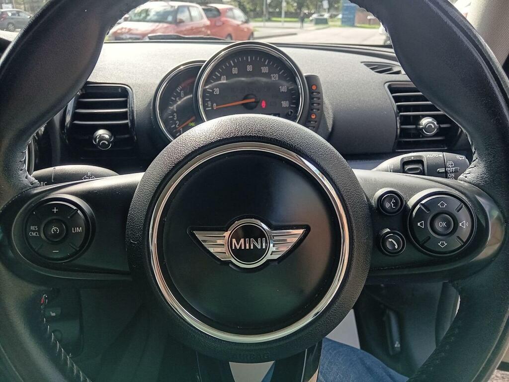 Mini Clubman 2.0 Cooper S 6Dr Red #34
