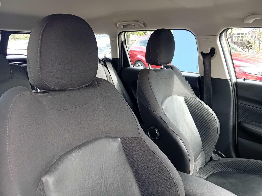 Mini Clubman 2.0 Cooper S 6Dr Red #17