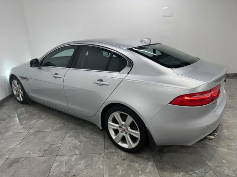 Jaguar XE 2.0D Portfolio Silver #4