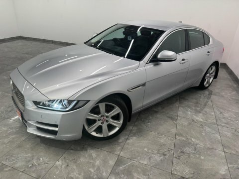 Jaguar XE 2.0D Portfolio Silver #3