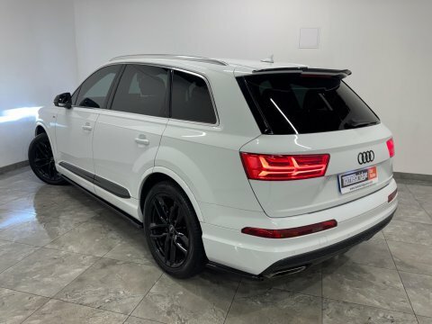 Audi Q7 3.0 Tdi V6 White #5