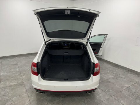 Skoda Octavia 1.6 Tdi Cr Elegance Silver #14