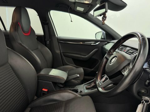 Skoda Octavia 1.6 Tdi Cr Elegance Silver #10