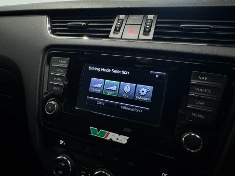 Skoda Octavia 1.6 Tdi Cr Elegance Silver #27