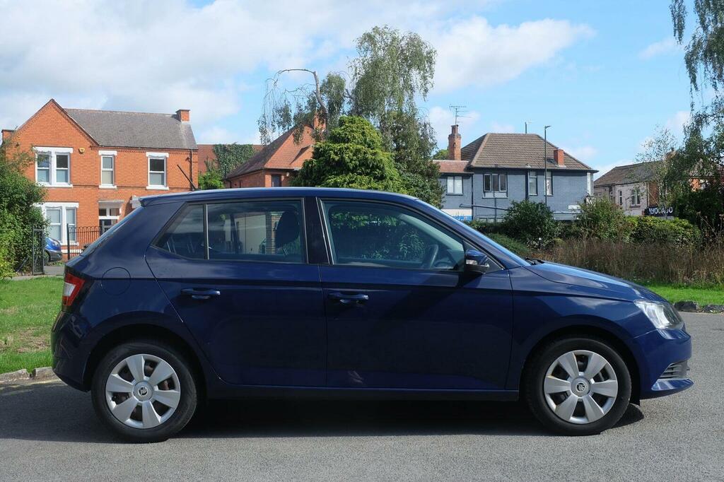 Skoda Fabia Colour Edition Blue #8