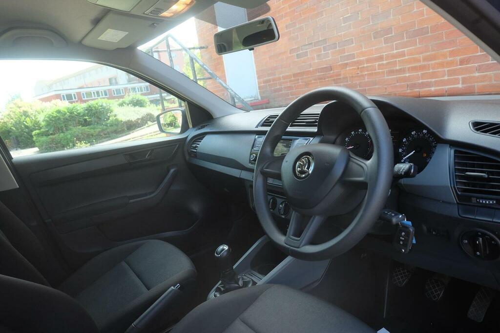 Skoda Fabia Colour Edition Blue #12