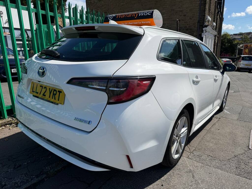 Toyota Corolla 1.8 Vvt-i Hybrid Icon Cvt White #3