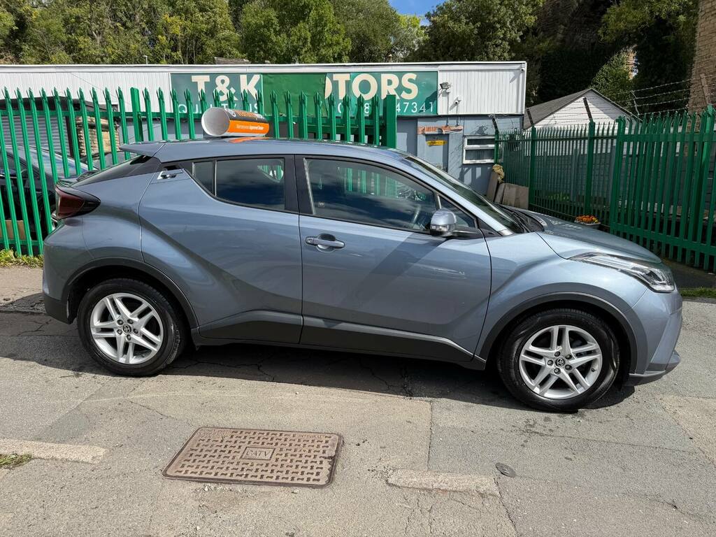Toyota C-Hr 1.8 Hybrid Icon Cvt Grey #2
