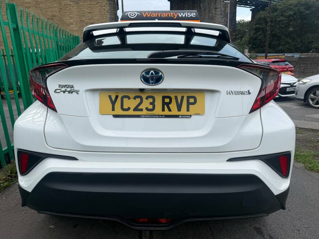 Toyota C-Hr 1.8 Hybrid Icon Cvt White #4