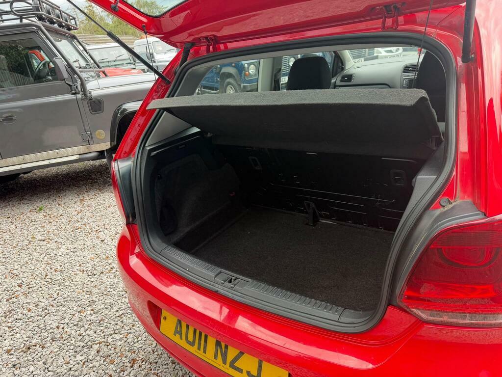 Volkswagen Polo Hatchback Se 2011 Silver #31