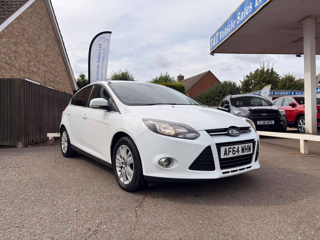 Ford Focus Titanium Navigator Tdci AF64WHW White #2