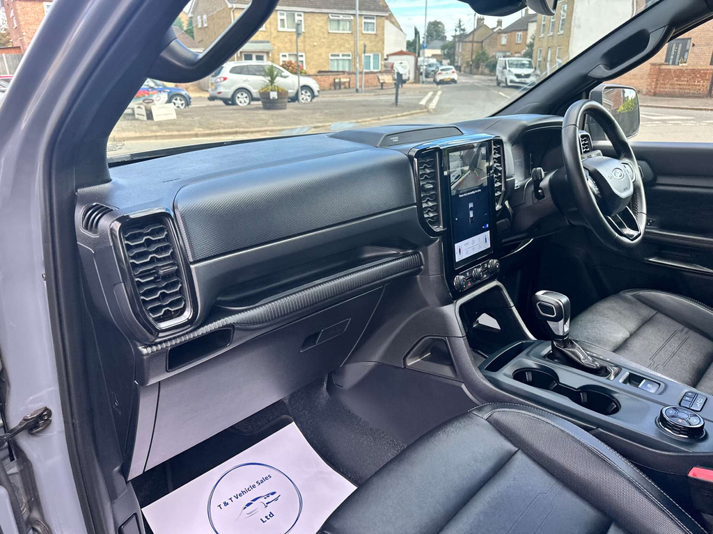 Ford Ranger Pick Up Double Cab Wildtrak 2.0 Ecoblue 205 Black #52