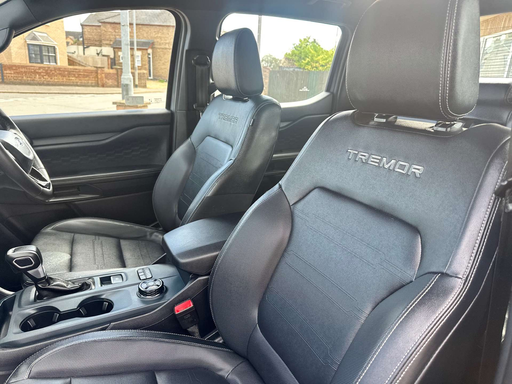 Ford Ranger Pick Up Double Cab Wildtrak 2.0 Ecoblue 205 Black #51
