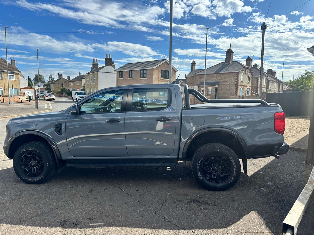 Ford Ranger Pick Up Double Cab Wildtrak 2.0 Ecoblue 205 Black #8