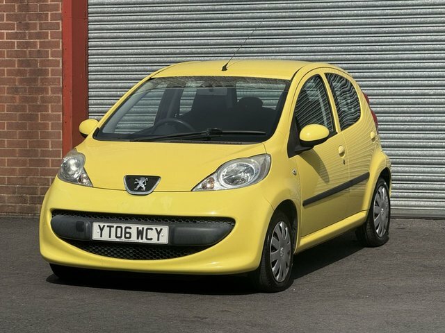 Peugeot 107 1.0 12V Urban Hatchback Euro 4 Yellow #2