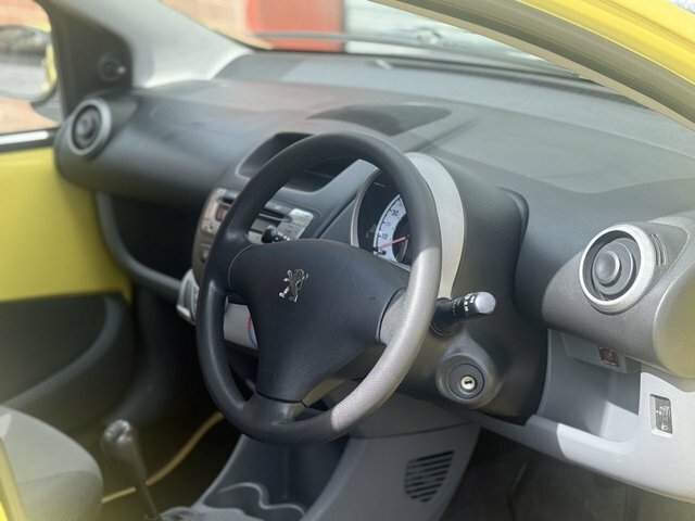 Peugeot 107 Hatchback Blue #9