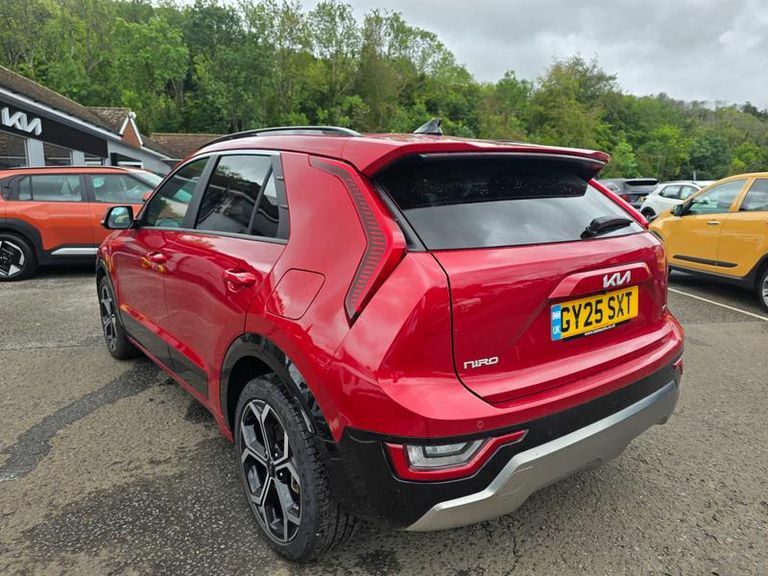 Kia Niro 1.6 Gdi 127 Hybrid 3 Dct Red #5