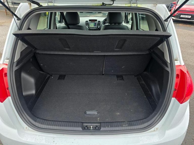 Kia Venga 1.6 Crdi 3 Silver #13
