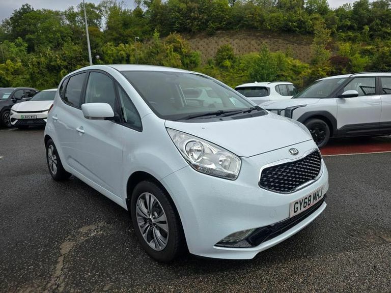 Kia Venga 1.6 3 6 White