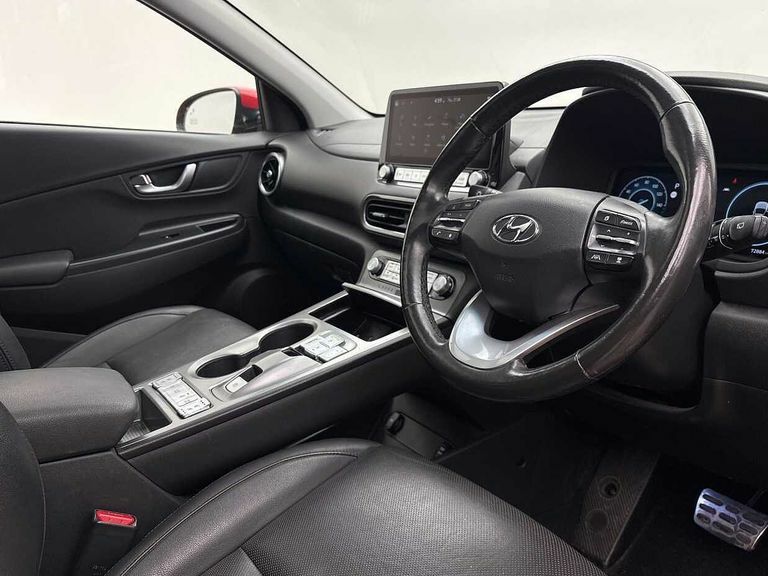 Hyundai Kona 150Kw Ultimate 64Kwh Red #6